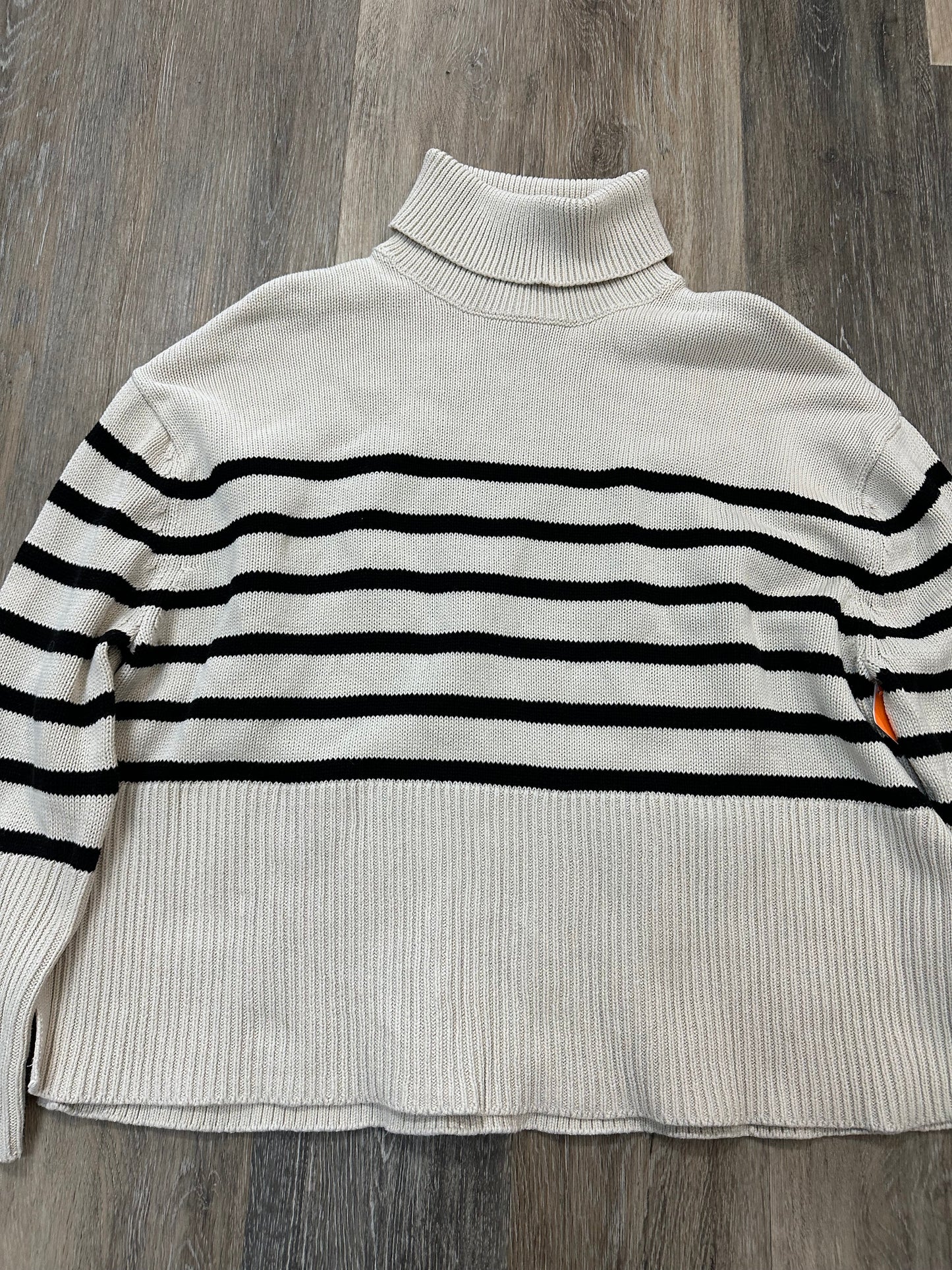 Sweater By Gap In Cream, Size: S