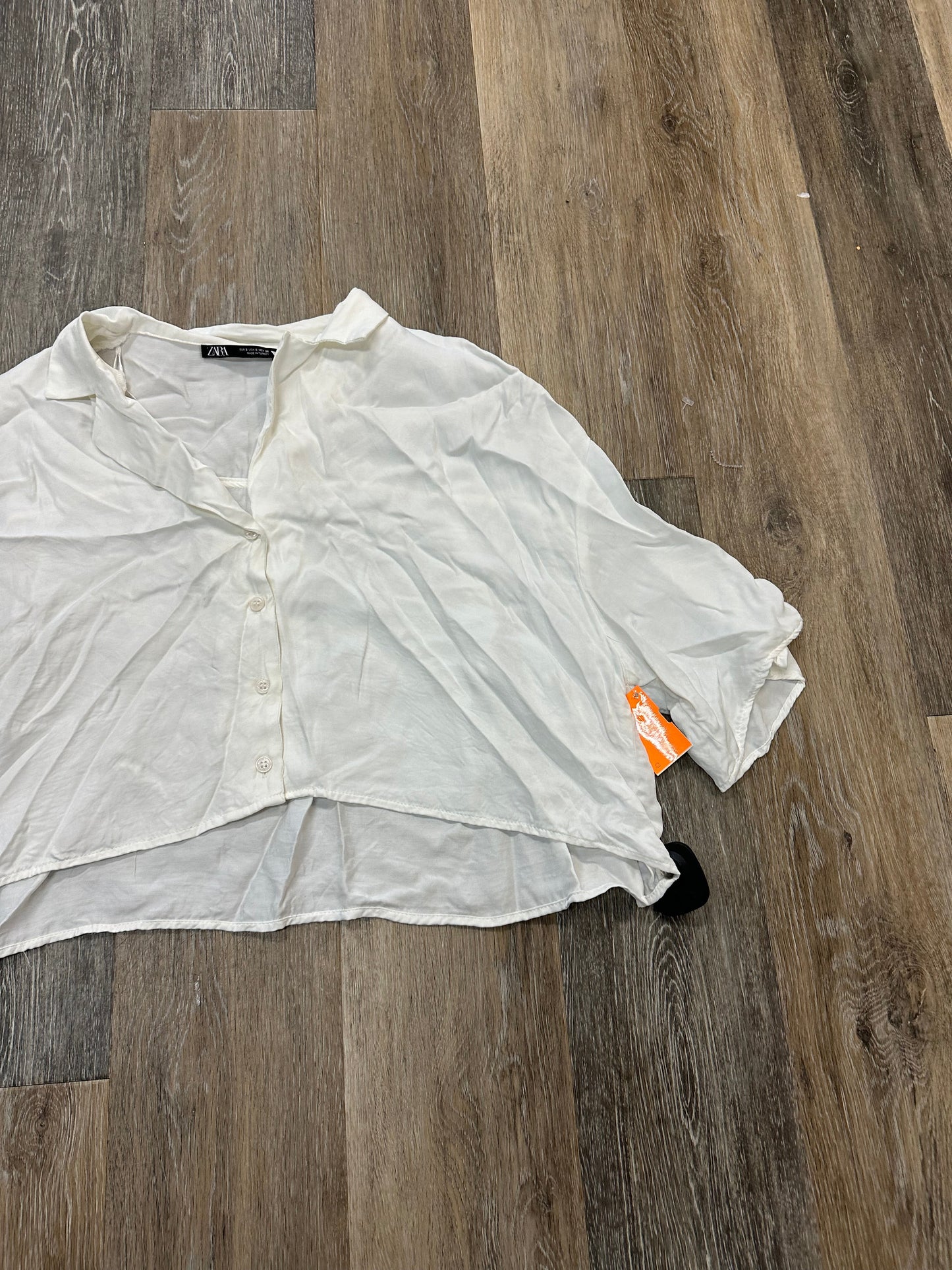 Blouse Short Sleeve By Zara In White, Size: S