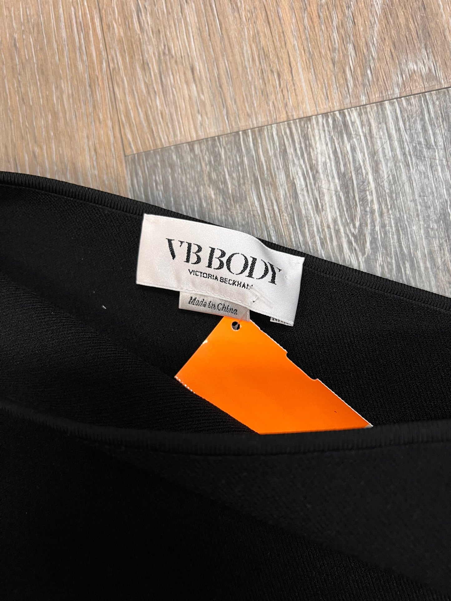 Top Long Sleeve Designer By VB Body By Victoria Beckham In Black, Size: S