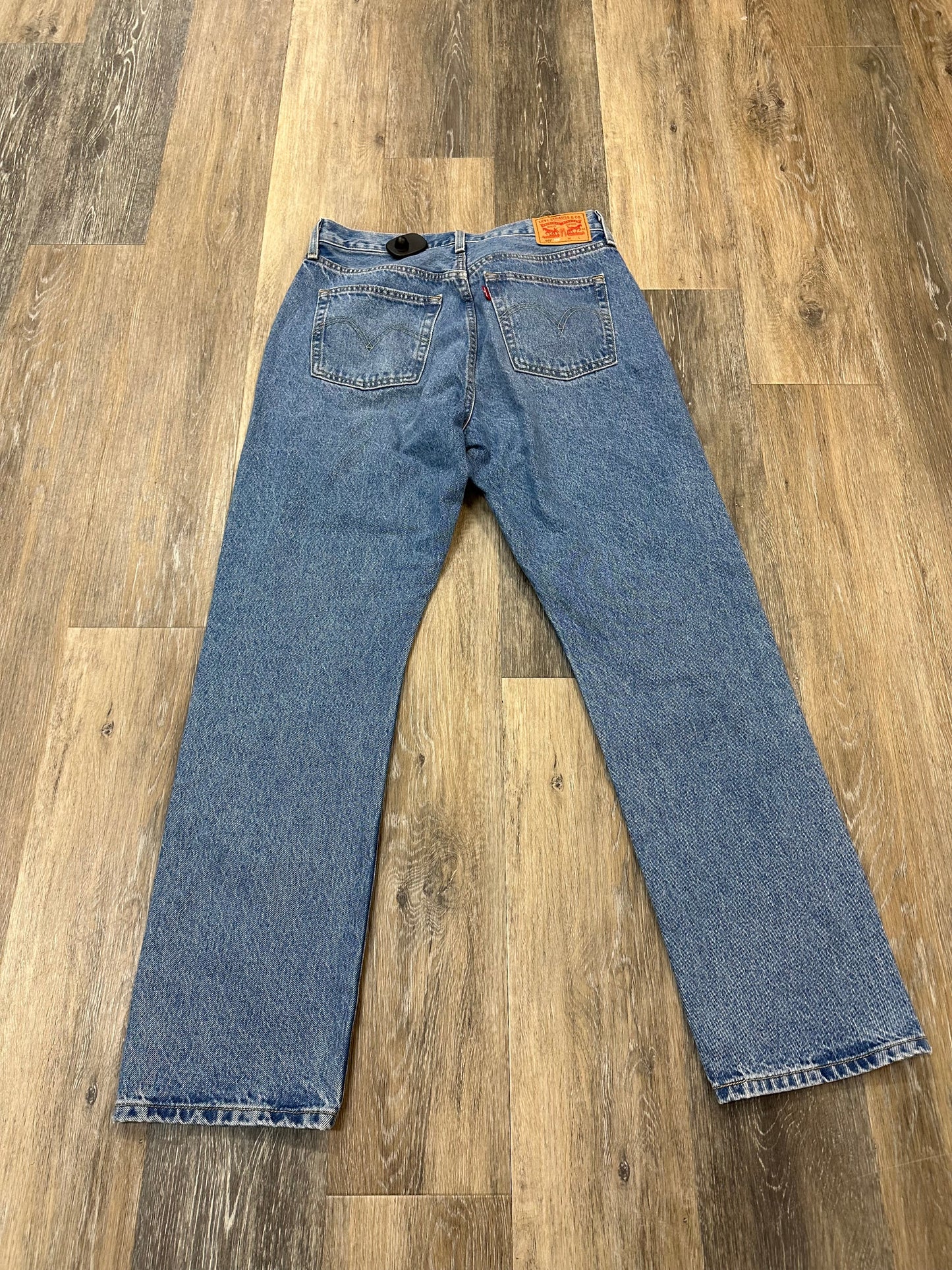 Jeans Straight By Levis In Blue Denim, Size: 8