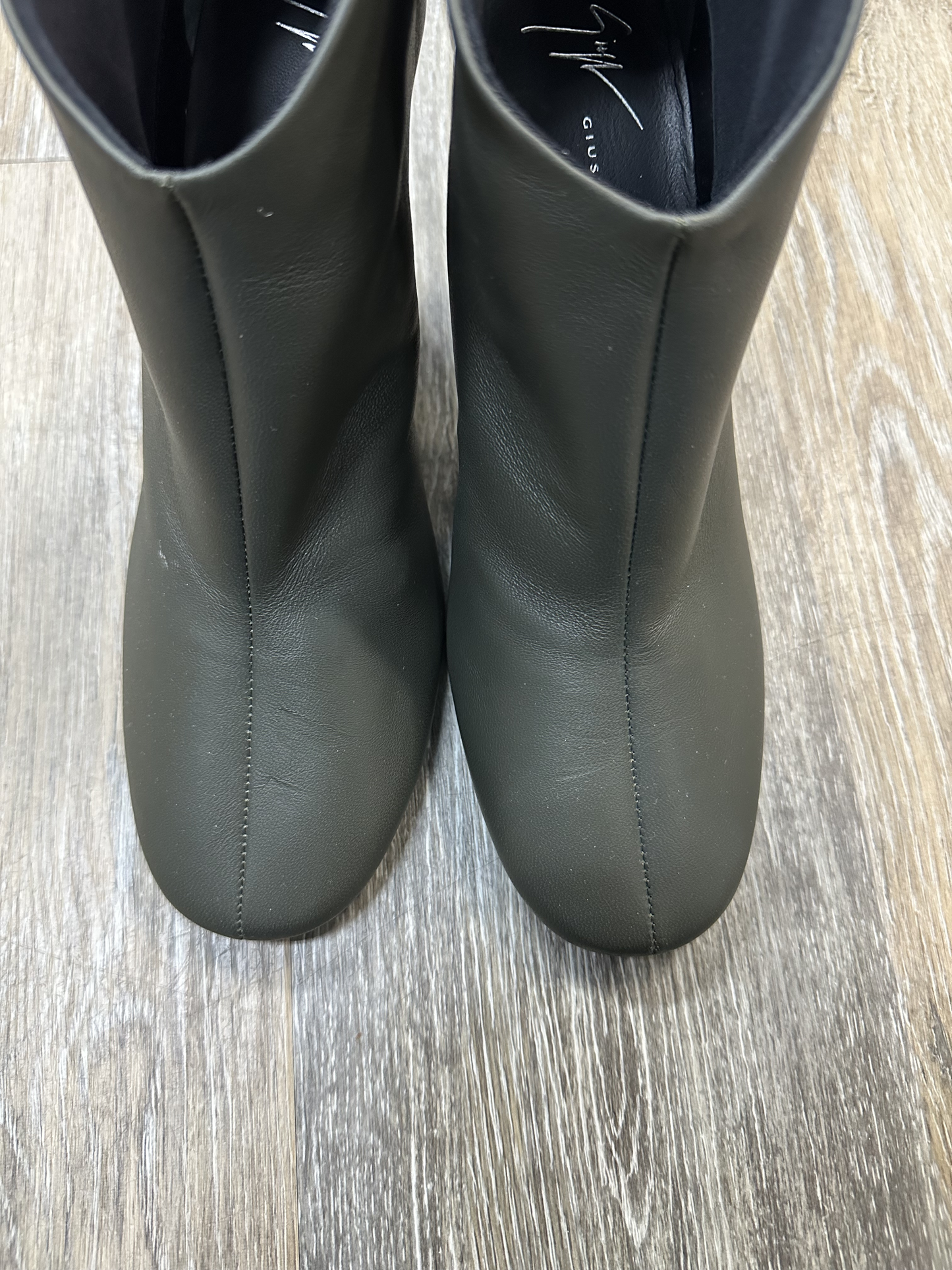 Boots Designer By Giuseppe Zanotti  Size: 7