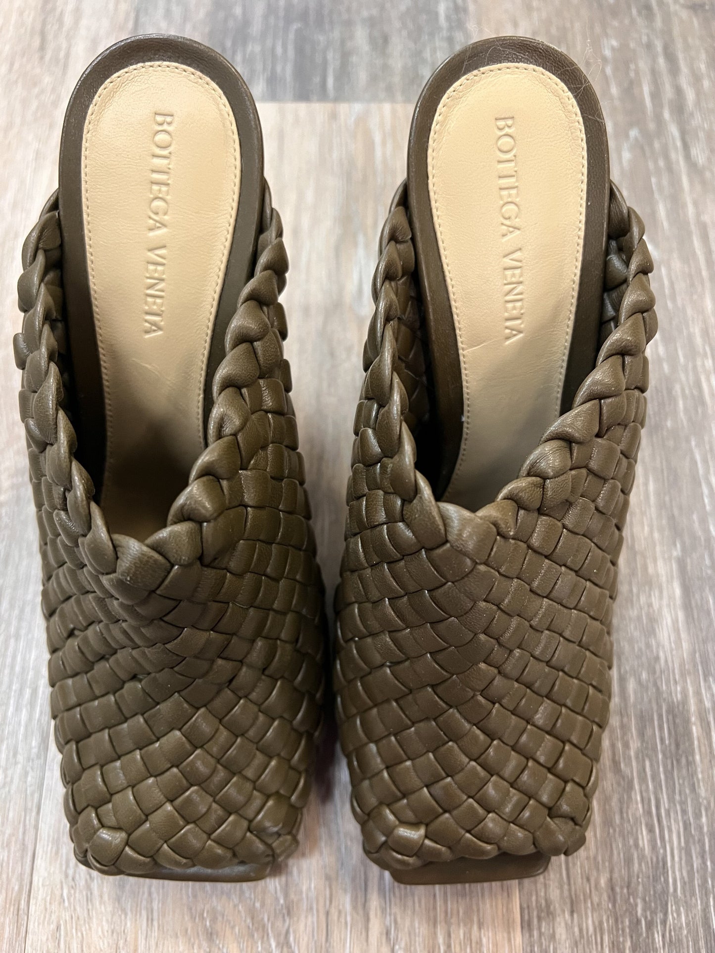 Shoes Luxury Designer By Bottega Veneta  Size: 8