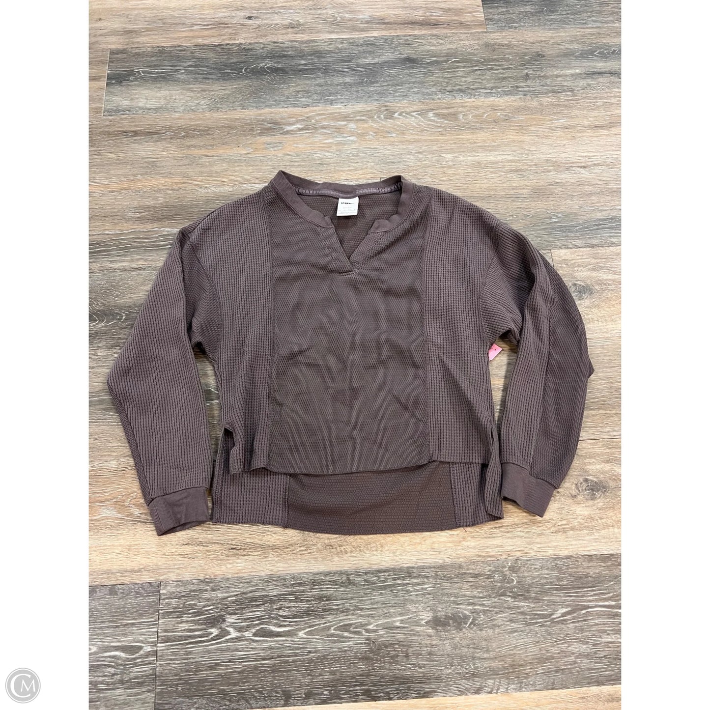 Athletic Top Long Sleeve Collar By Nike Apparel In Grey, Size: Xs