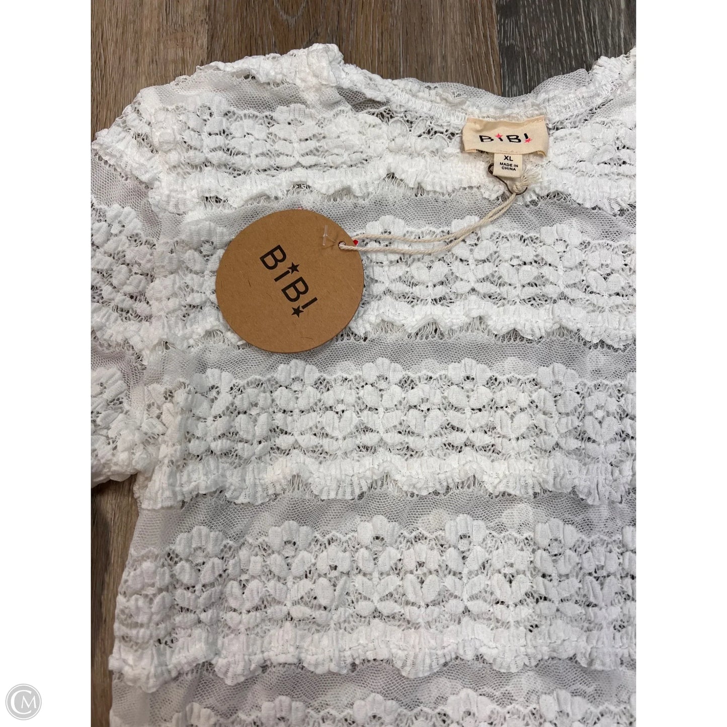 Top Long Sleeve By Bibi In White, Size: Xl