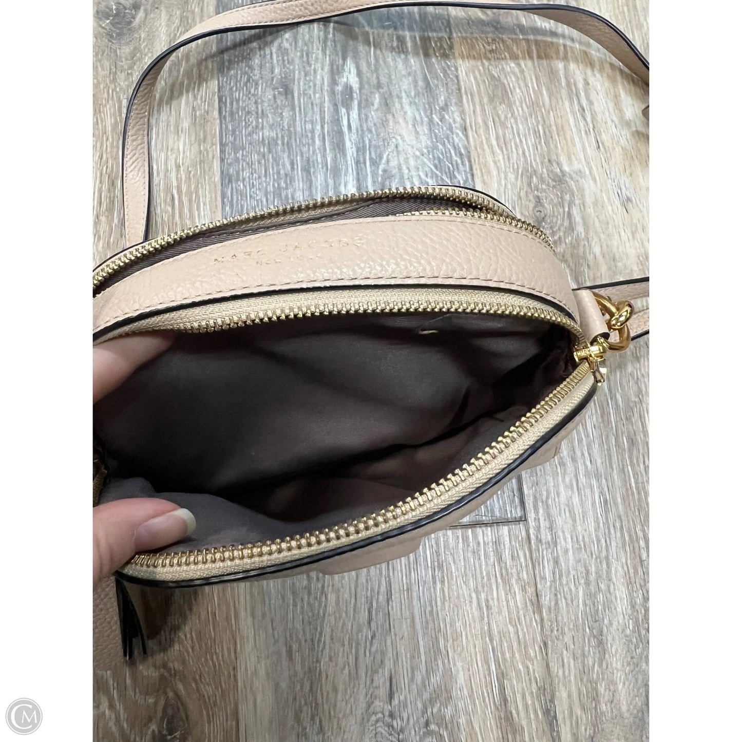 Crossbody Luxury Designer By Marc Jacobs, Size: Small