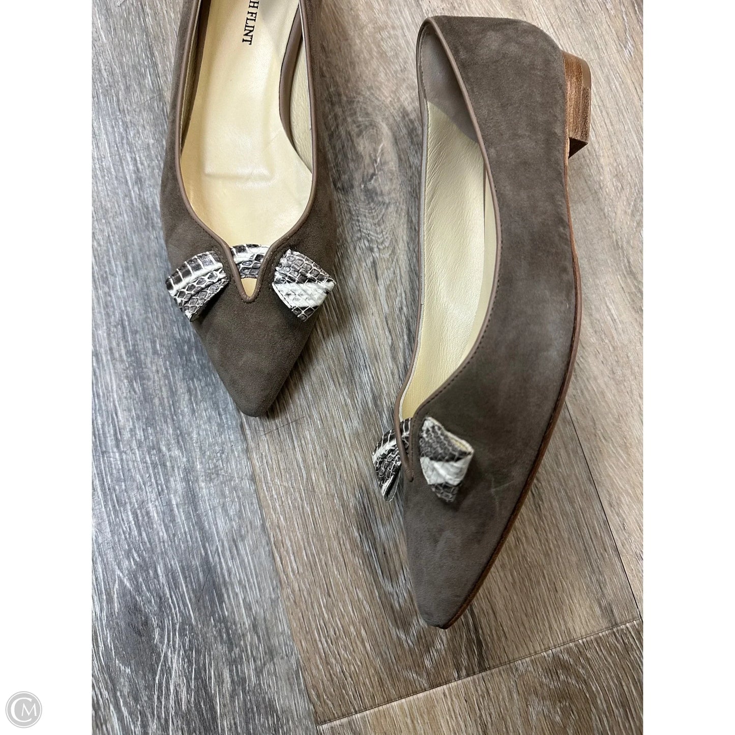 Shoes Flats By Sarah Flint In Brown, Size: 7.5