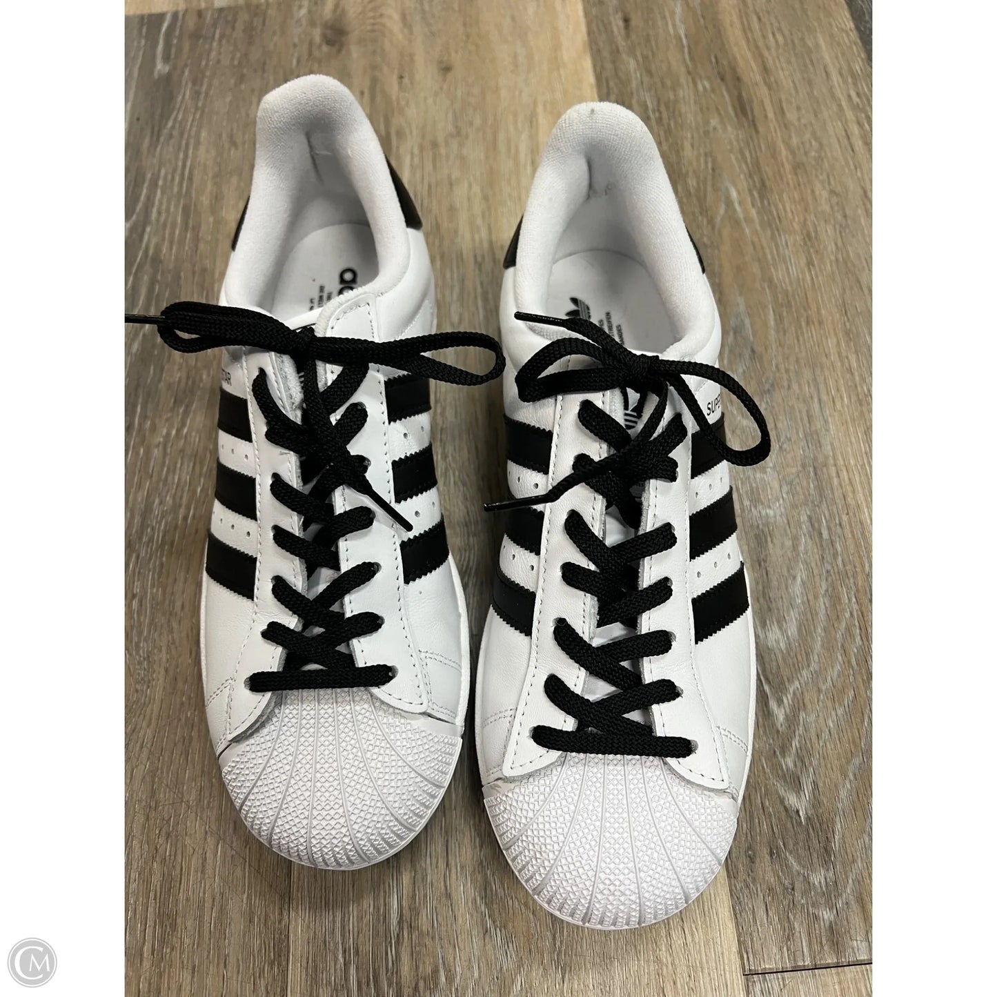 Shoes Sneakers By Adidas In Black & White, Size: 8