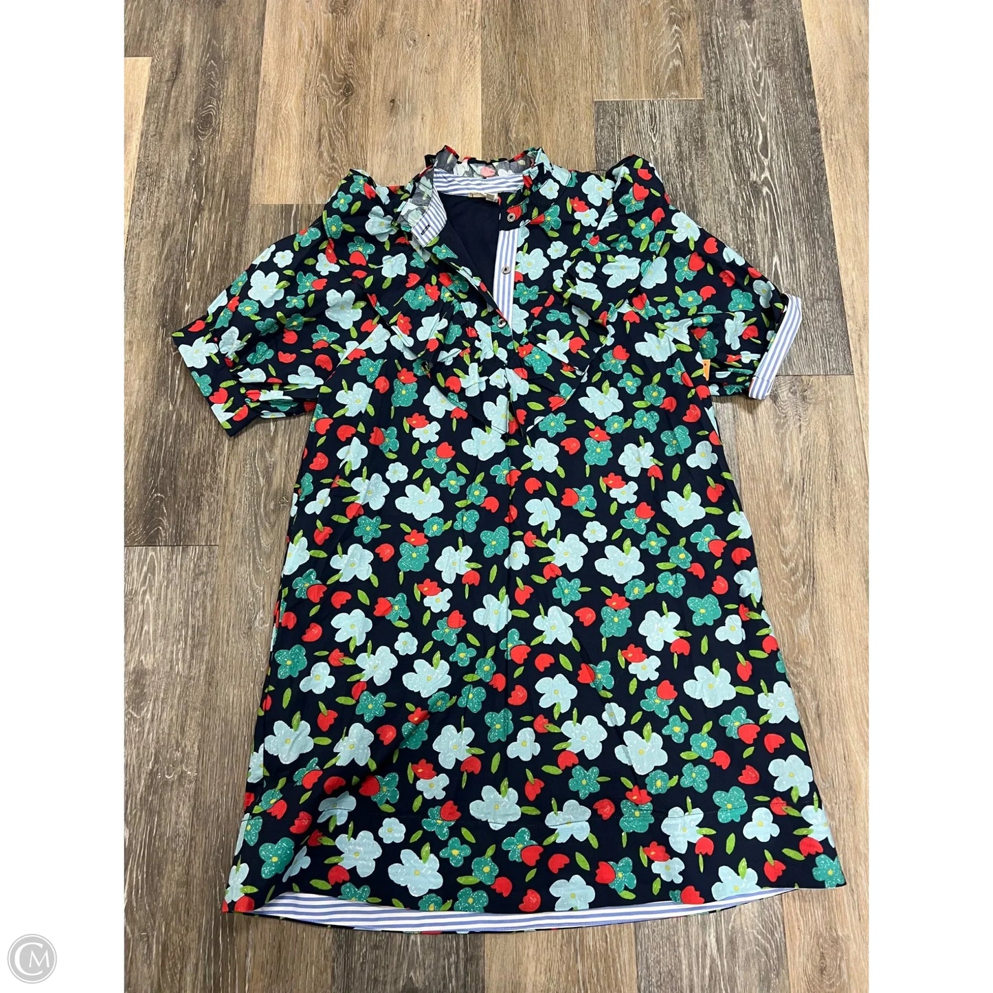-Dress Casual Short By Entro In Floral Print, Size: M