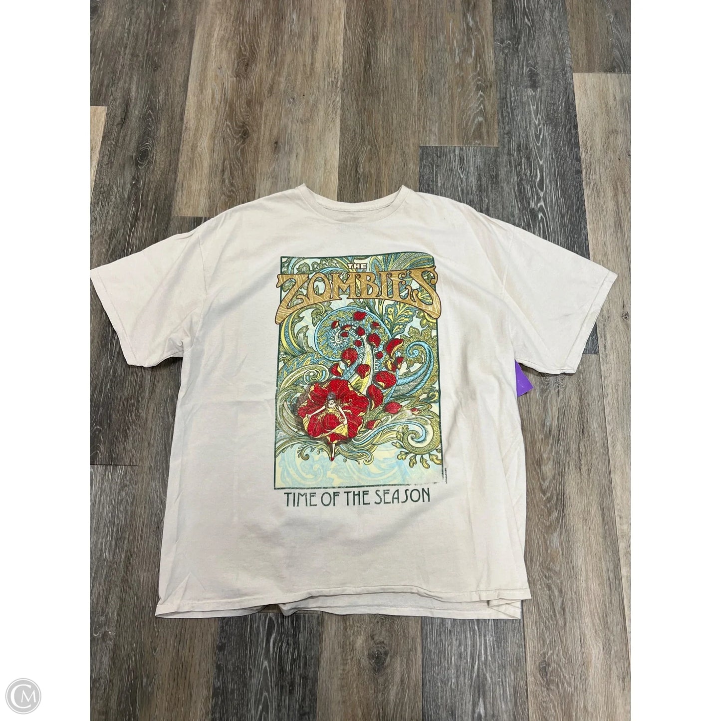 Top Short Sleeve By Urban Outfitters In Cream, Size: L/XL