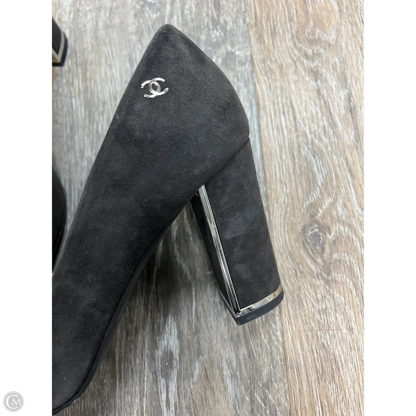 Shoes Luxury Designer By Chanel In Grey, Size: 8.5