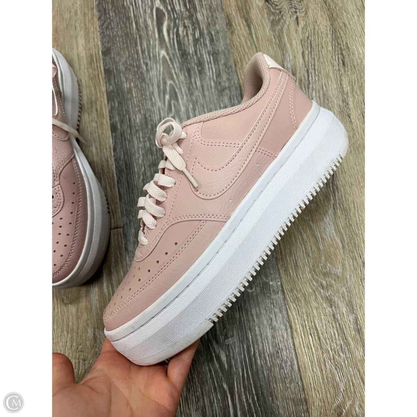 Shoes Sneakers By Nike In Pink & White, Size: 7.5