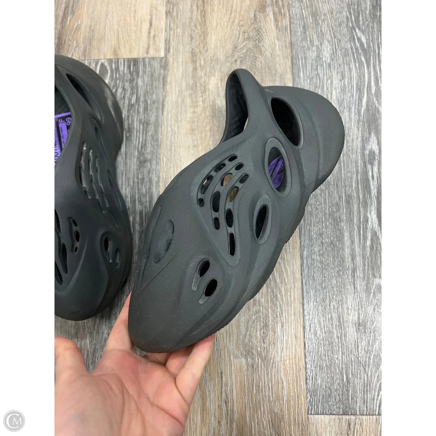 Sandals Luxury Designer By Yeezy In Grey, Size: 6