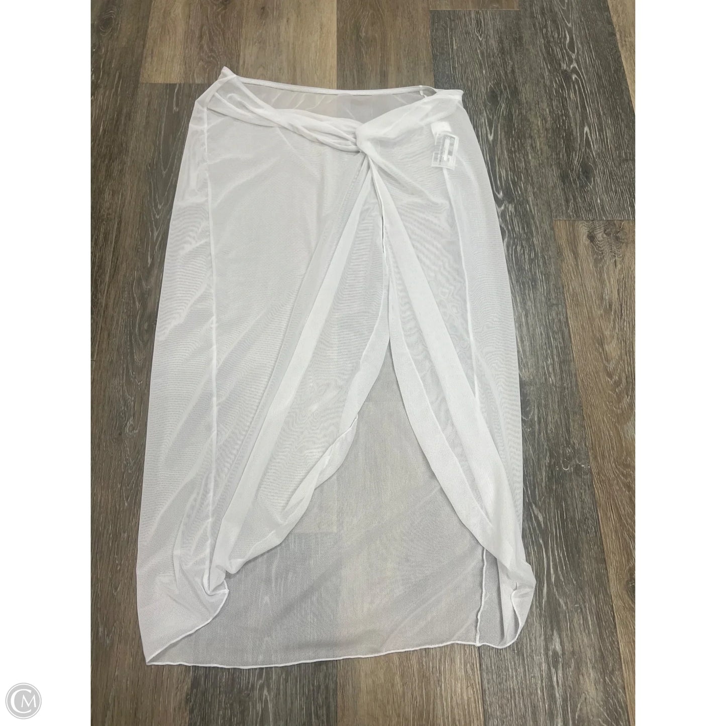 Swimwear Cover-up By Clothes Mentor In White, Size: L