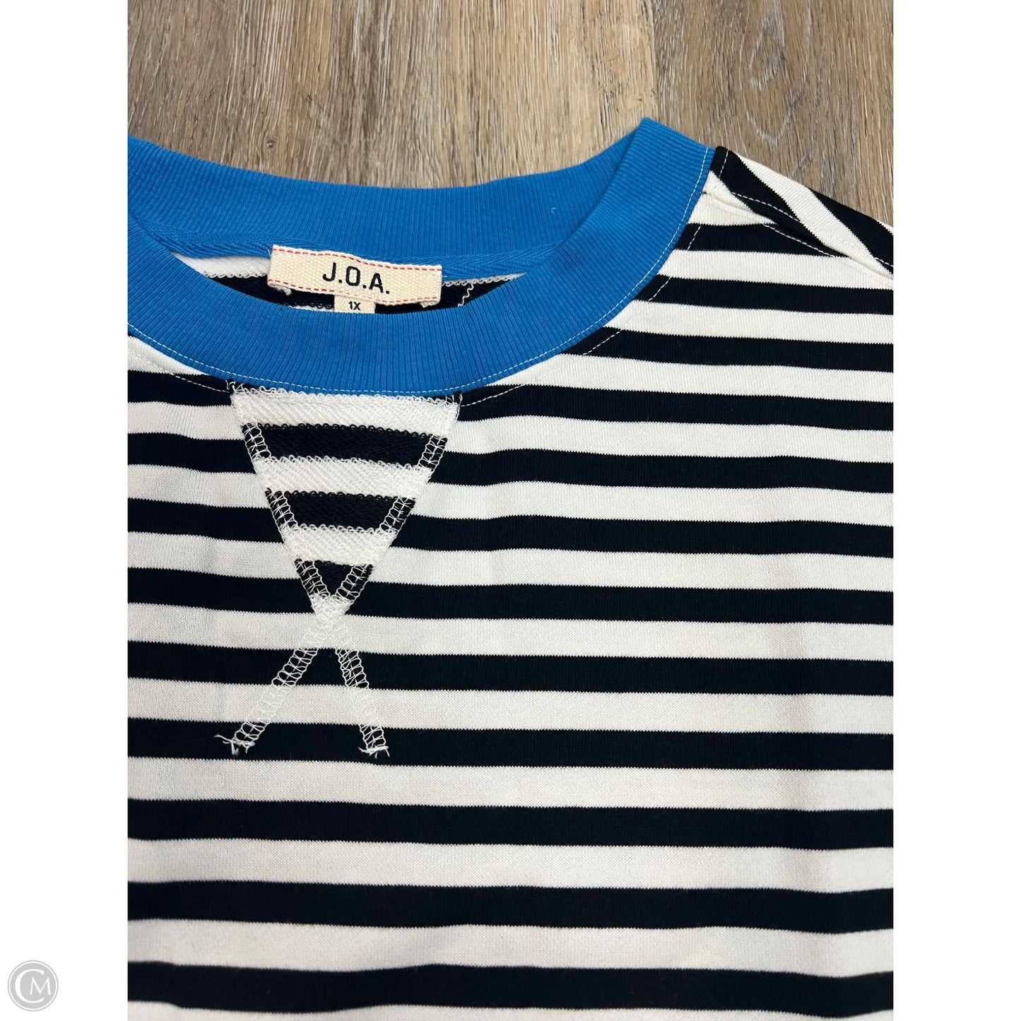 Top Short Sleeve By Joa In Striped Pattern, Size: 1x