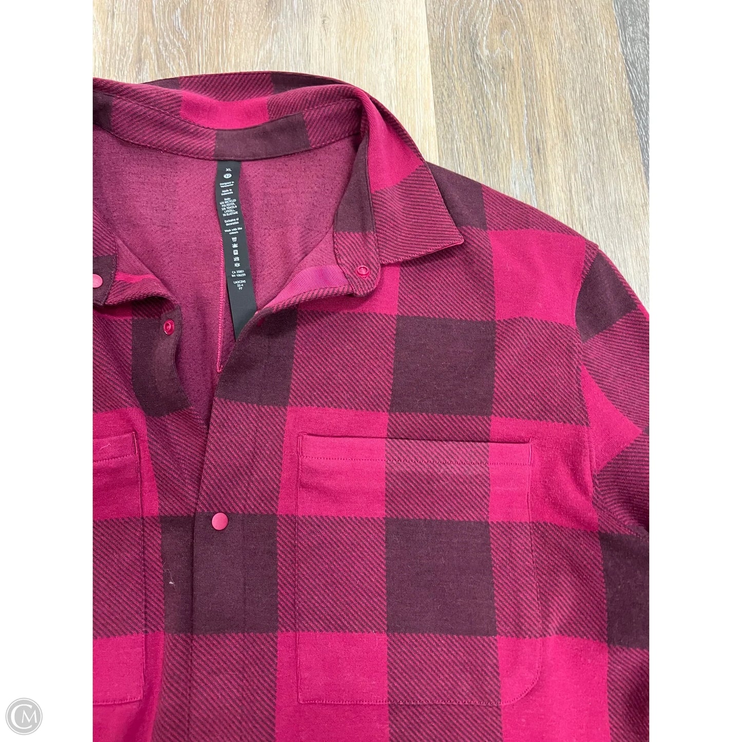 Blouse Long Sleeve By Lululemon In Plaid Pattern, Size: Xl
