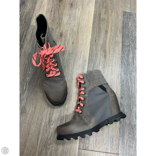 Boots Ankle Heels By Sorel In Grey, Size: 8.5