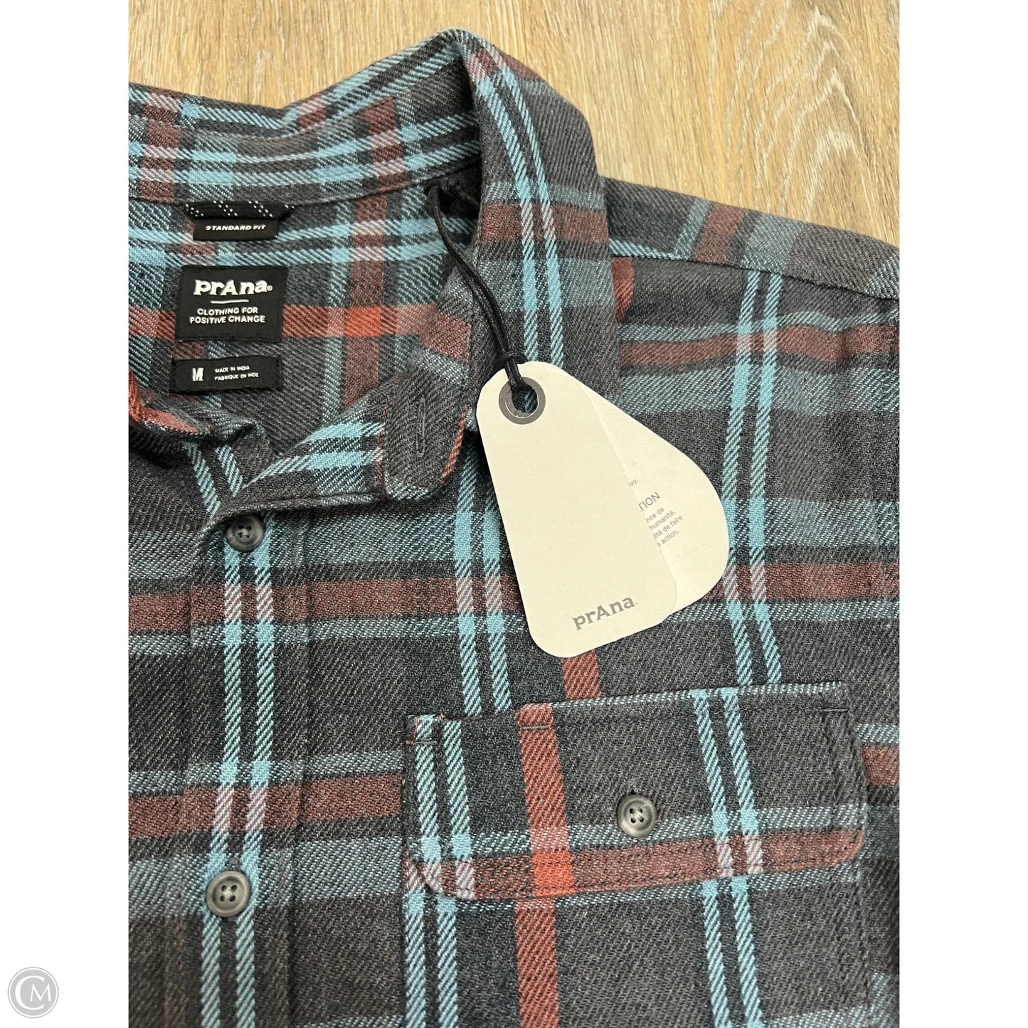 Blouse Long Sleeve By Prana In Plaid Pattern, Size: M (men’s)