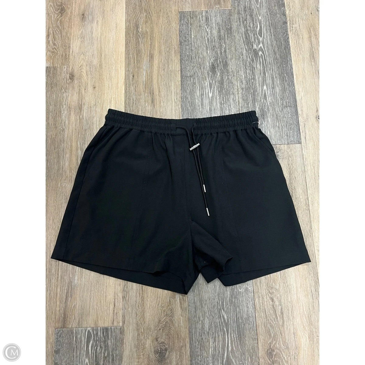 Athletic Shorts By Varley In Black, Size: L