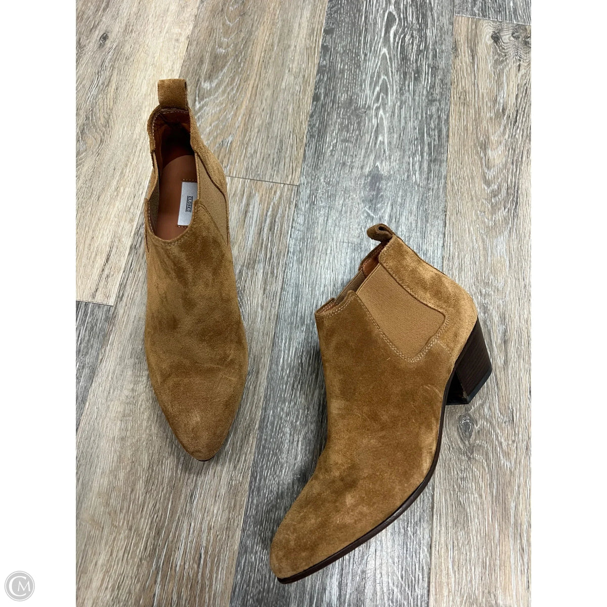 Boots Designer By Closed In Brown, Size: 8/38
