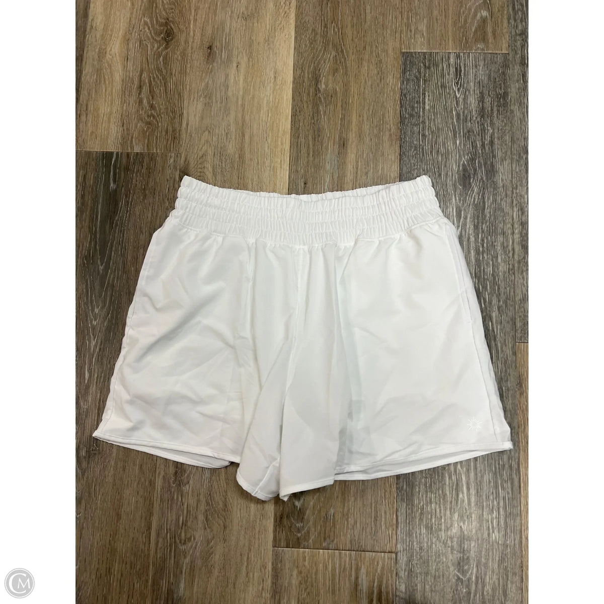 Athletic Shorts By Offline In White, Size: M
