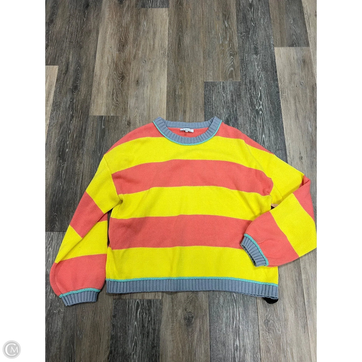 Sweater By Miracle In Striped Pattern, Size: M