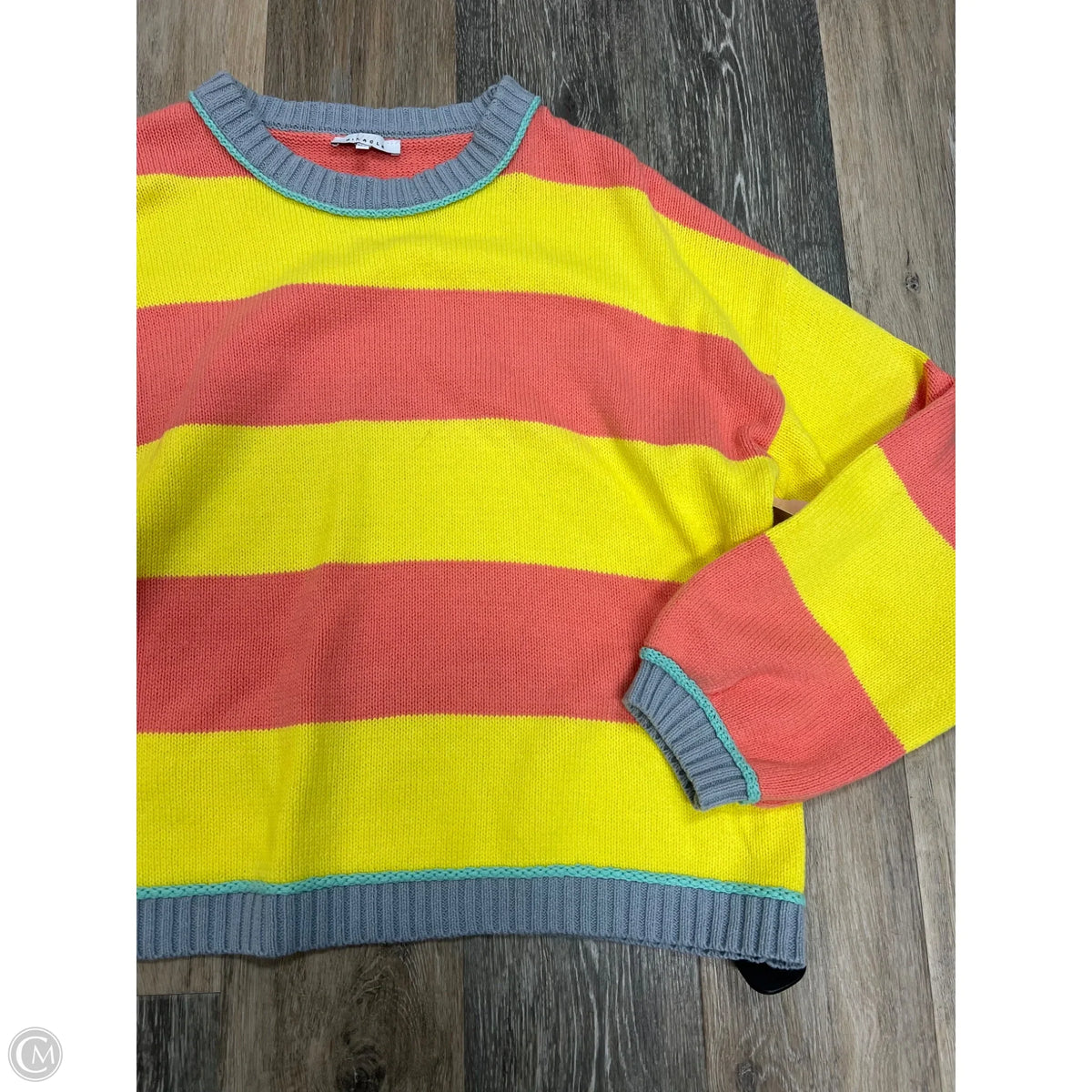 Sweater By Miracle In Striped Pattern, Size: M