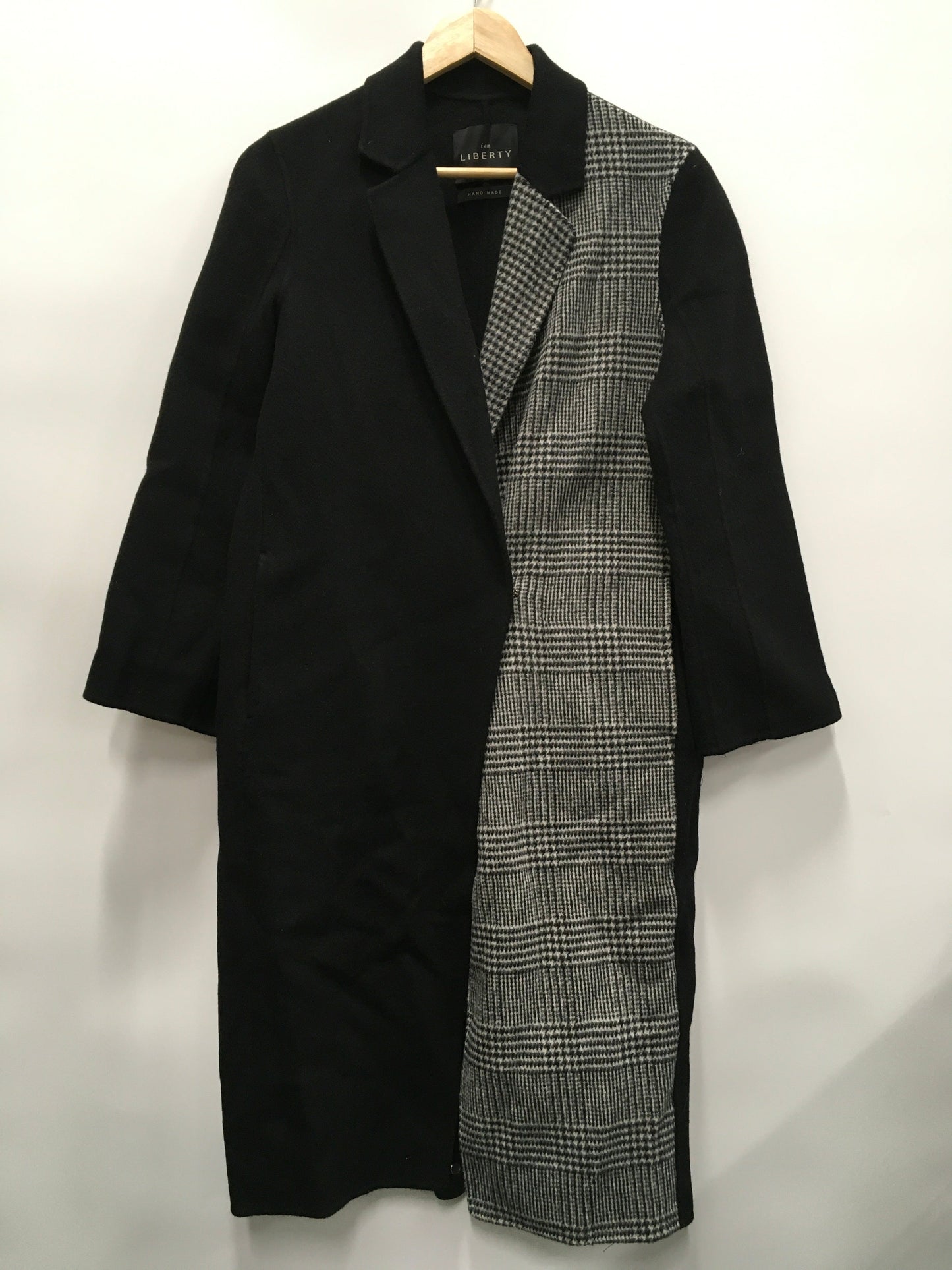 Coat Wool By I am LIBERTY Size: S