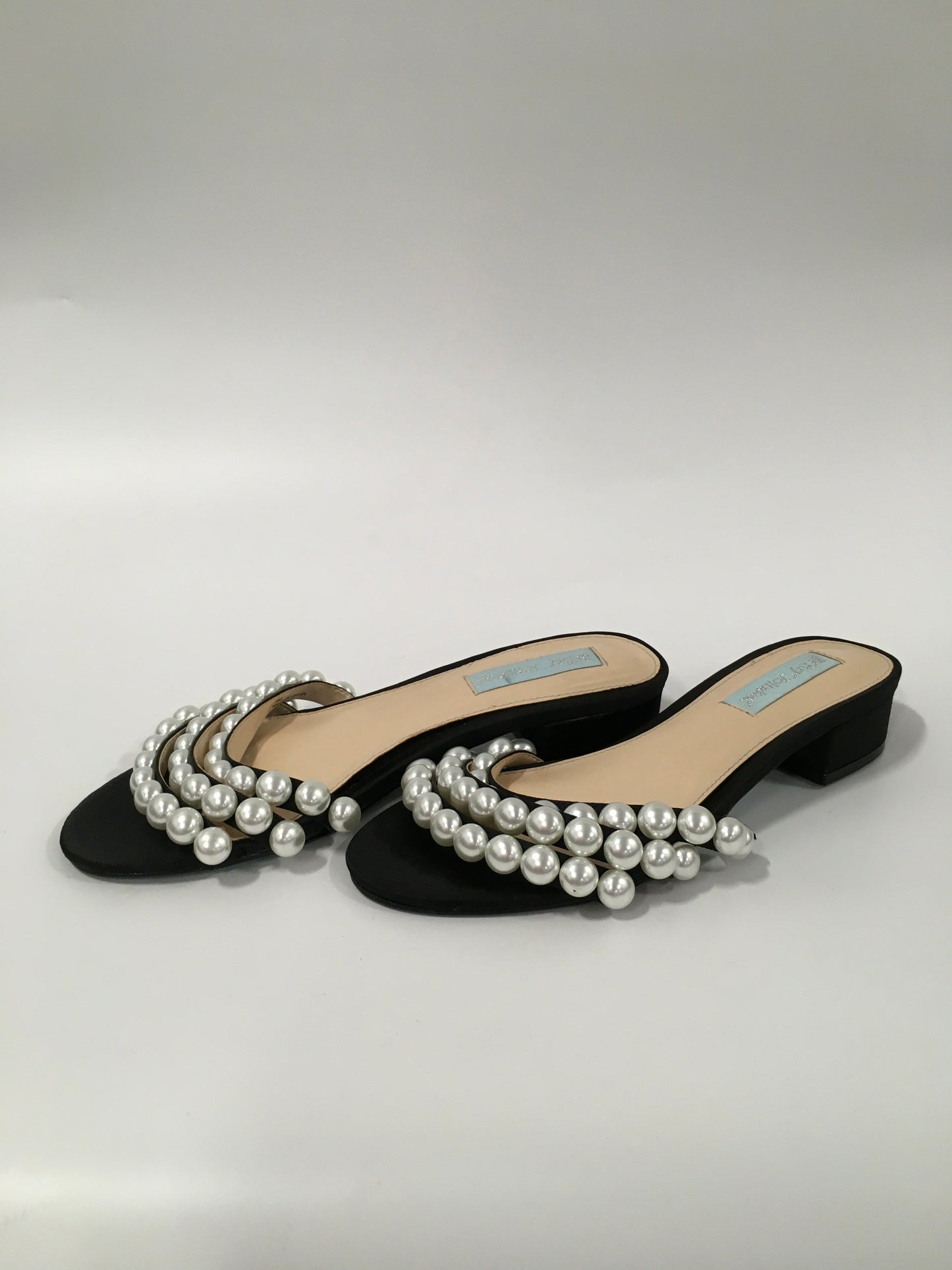 Black Shoes Flats Other Betsey Johnson, Size 6