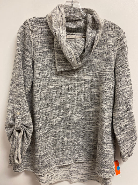 Sweater By Chelsea And Violet In Grey, Size: L