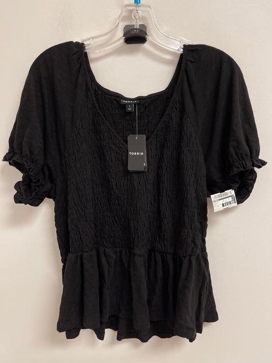 Top Short Sleeve By Torrid In Black, Size: 1x