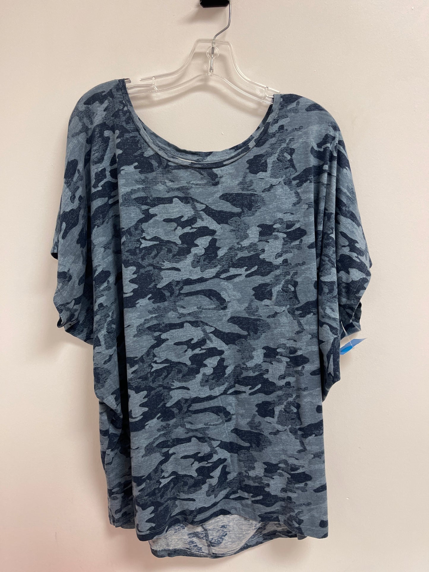 Top Short Sleeve By Wonderly In Blue, Size: 1x