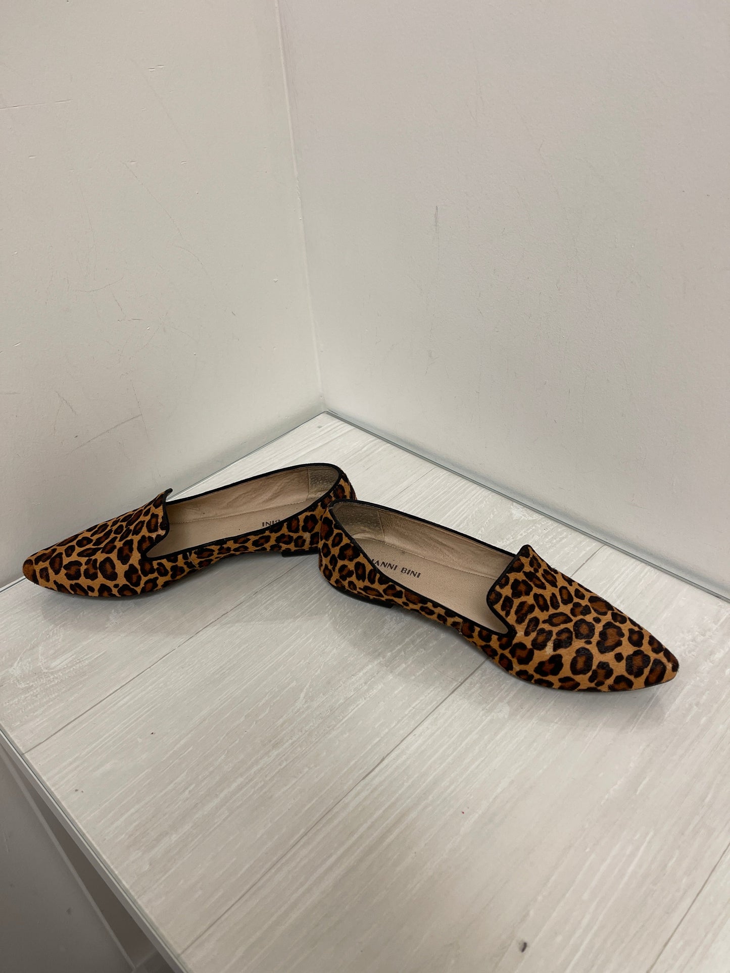 Shoes Flats By Gianni Bini In Animal Print, Size: 7