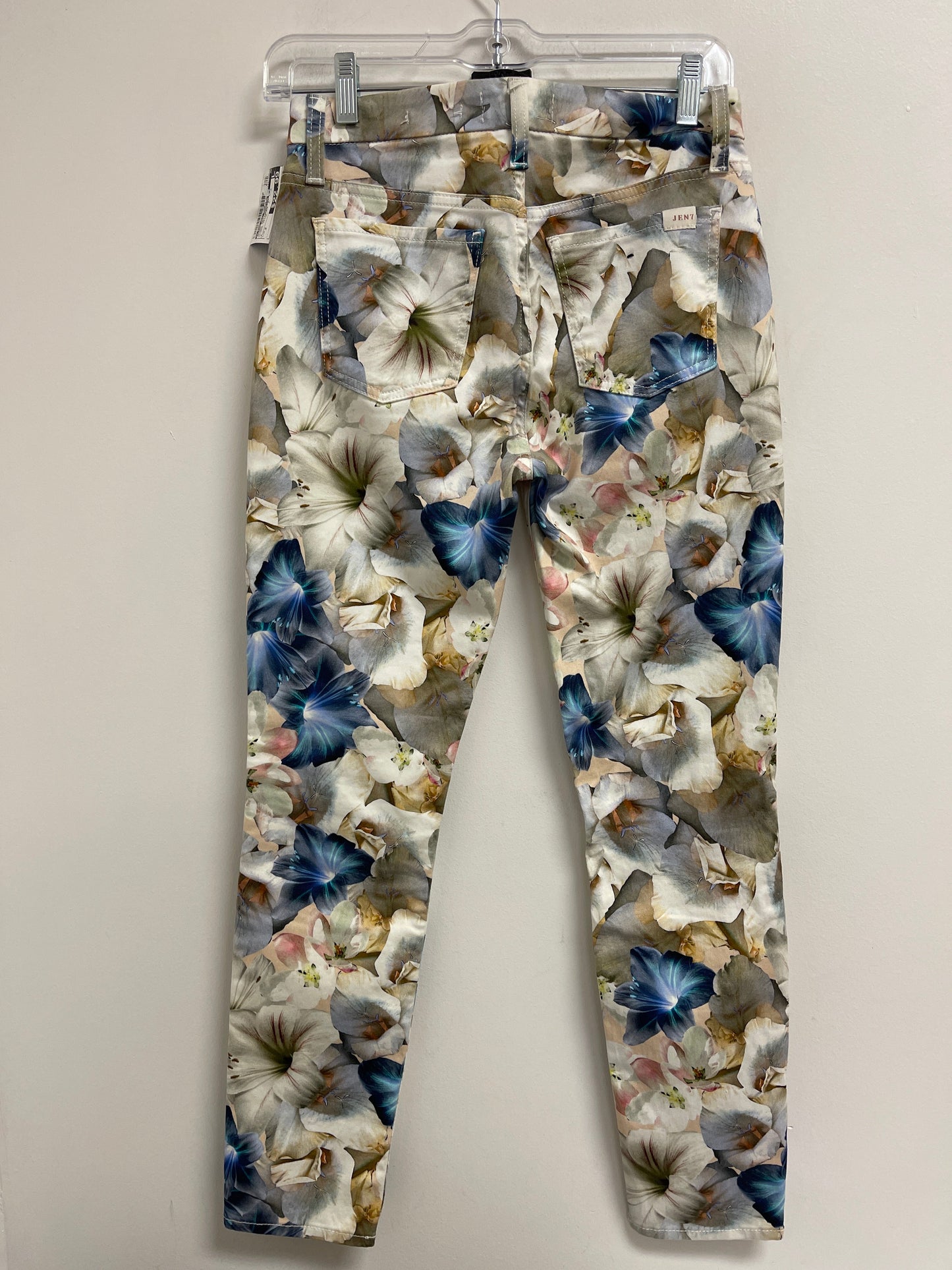 Jeans Designer By 7 For All Mankind In Floral Print, Size: 2