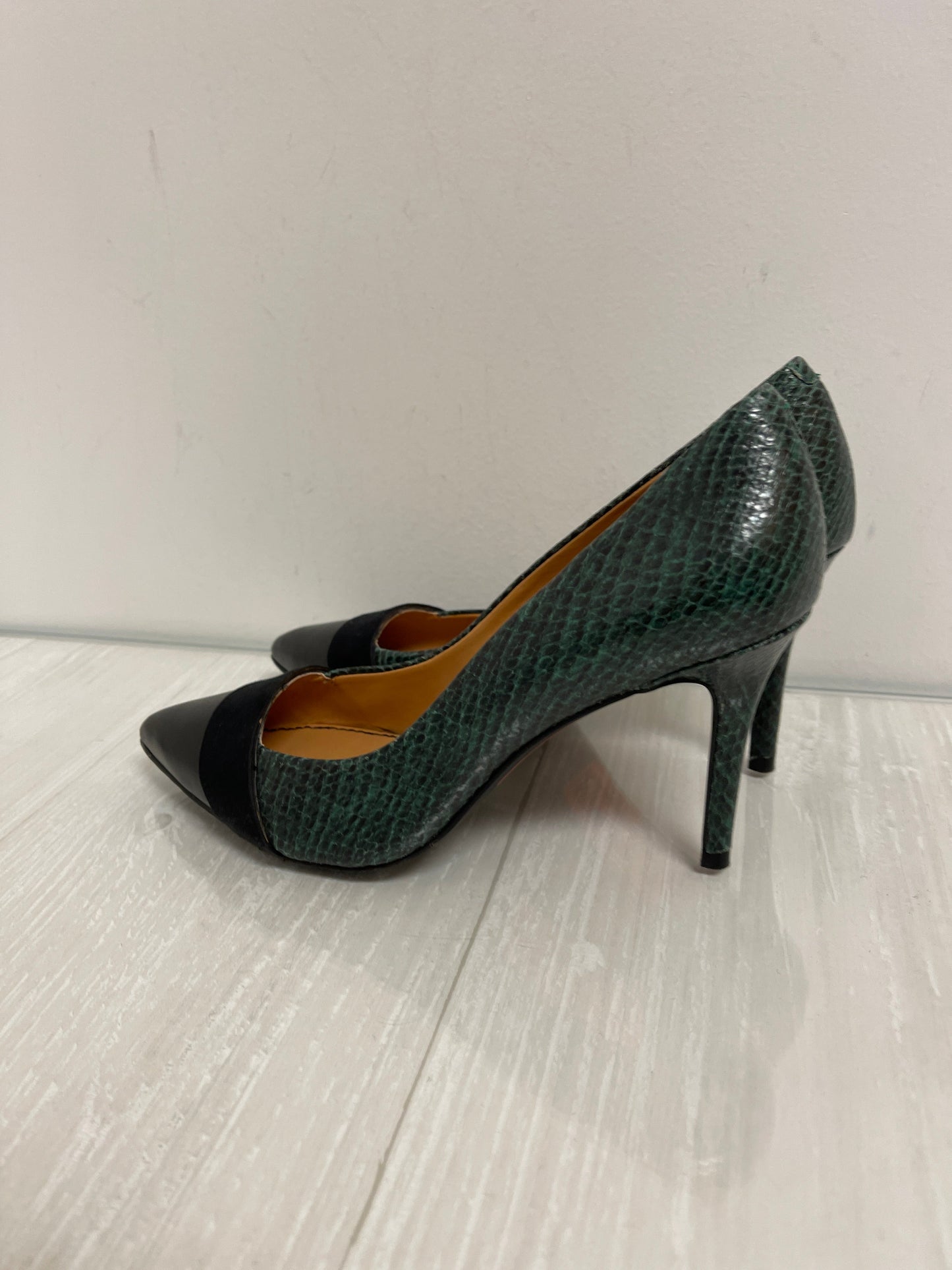 Shoes Heels Stiletto By Audrey Brooke In Green, Size: 6.5