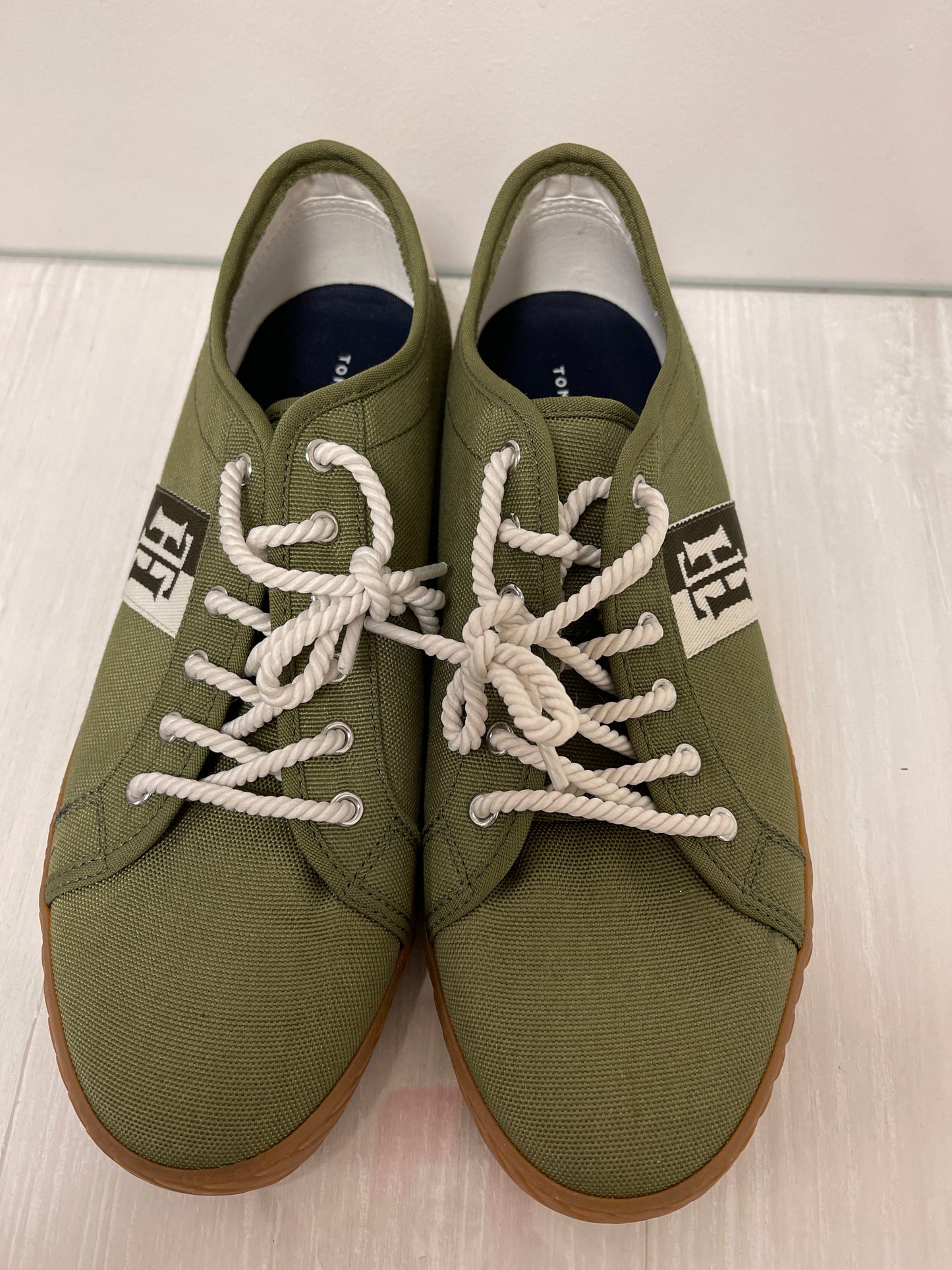 Shoes Sneakers By Tommy Hilfiger In Green, Size: 11