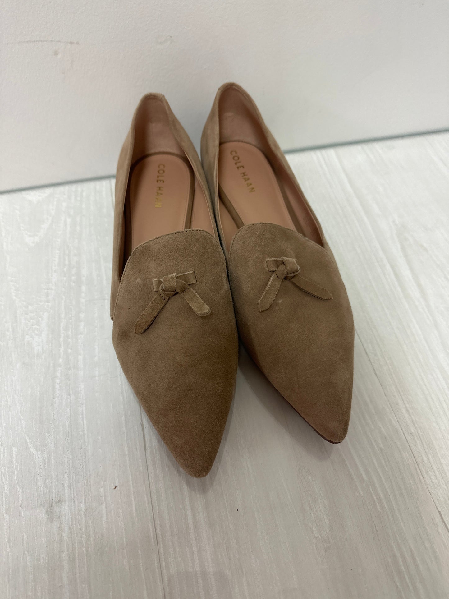 Shoes Flats By Cole-haan In Tan, Size: 10