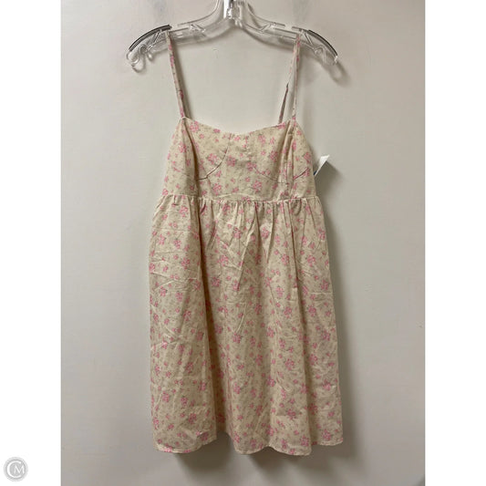 Dress Casual Short By Clothes Mentor In Floral Print, Size: M