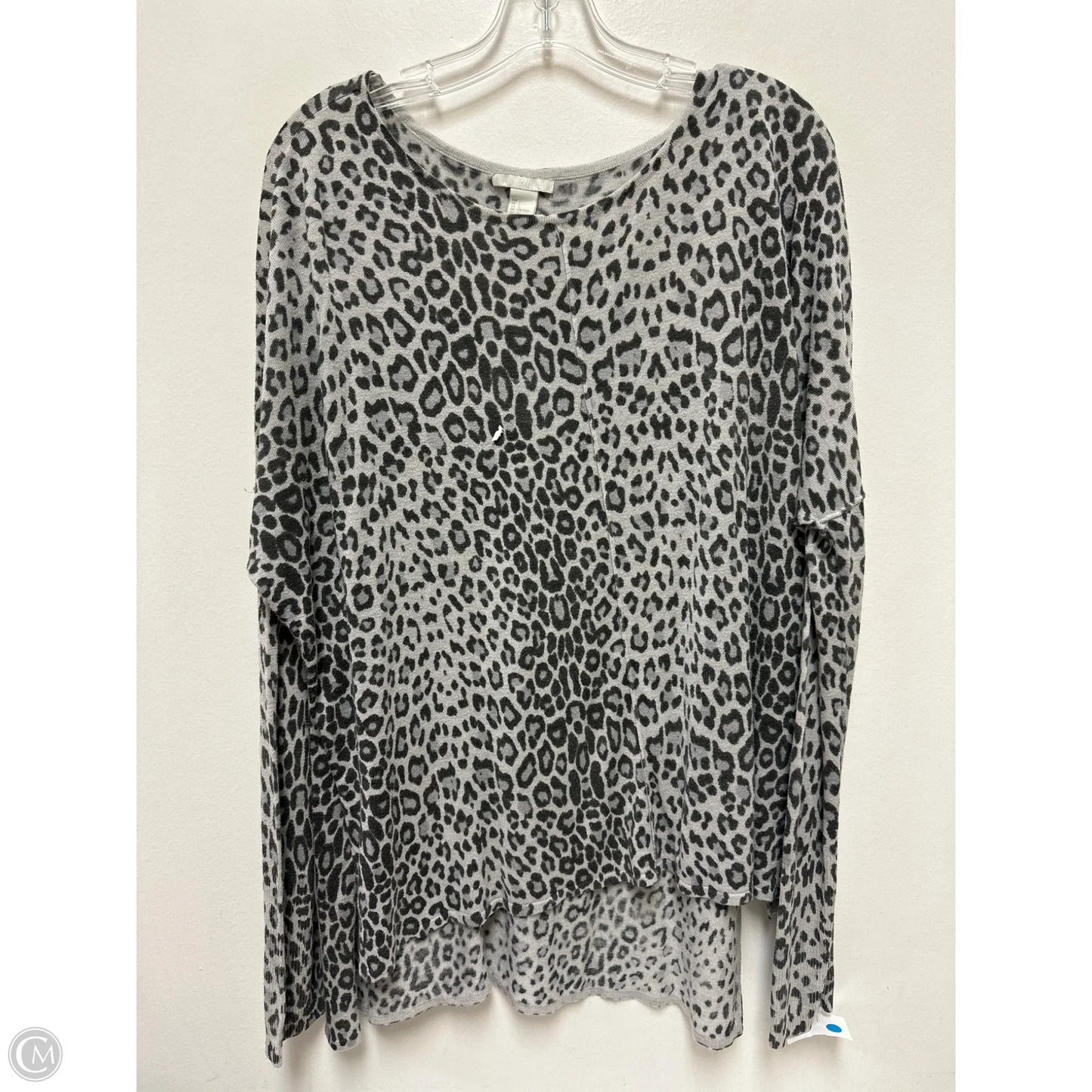 Top Long Sleeve By H&m In Animal Print, Size: L