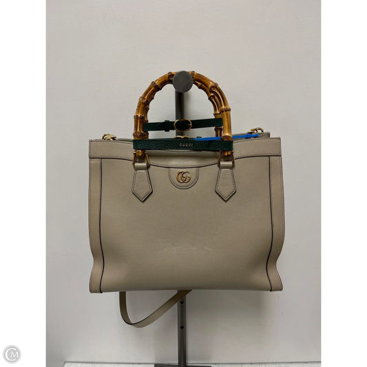 Handbag Luxury Designer By Gucci, Size: Large