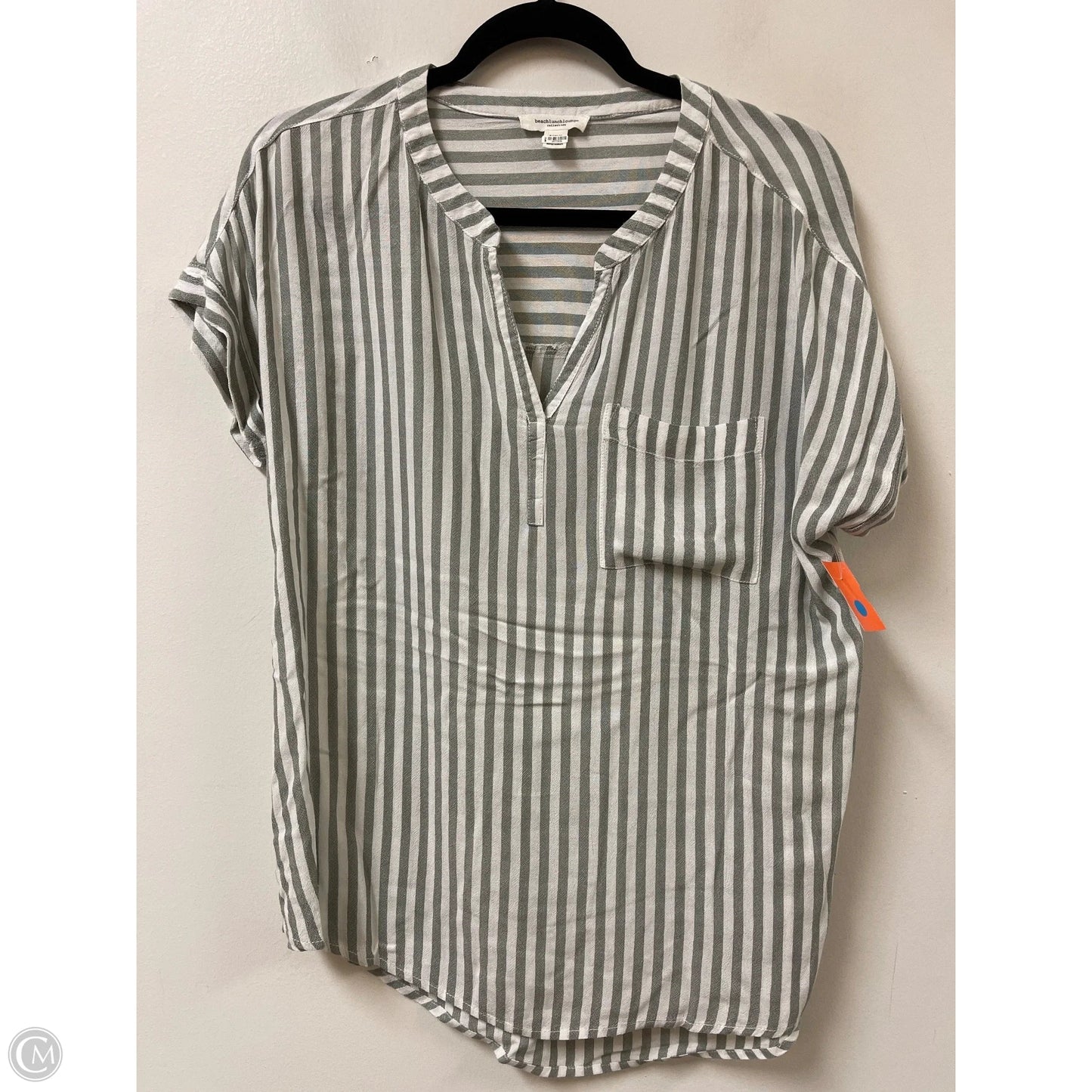 Top Short Sleeve By Beachlunchlounge In Striped Pattern, Size: S