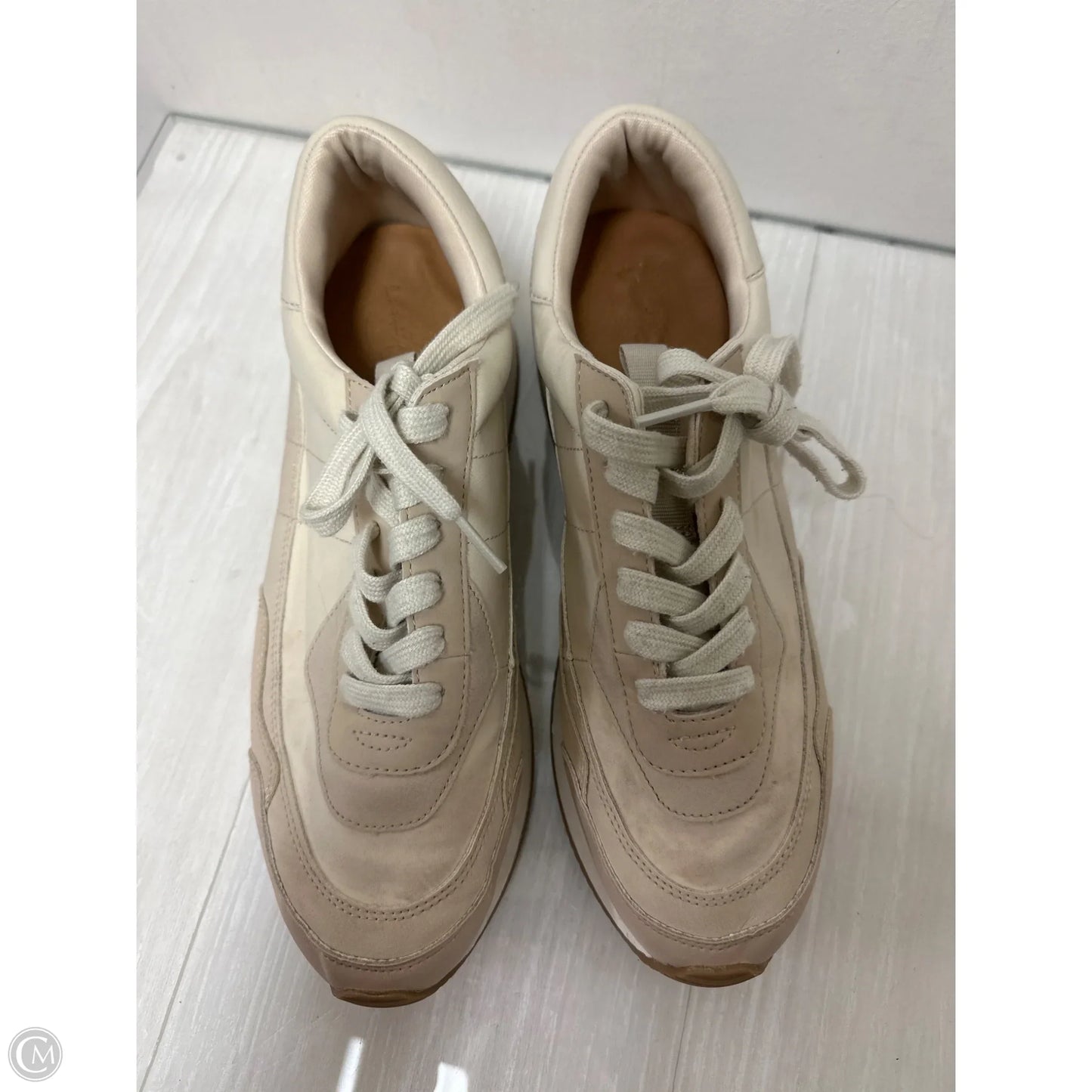 Shoes Sneakers By Universal Thread In Tan, Size: 9.5