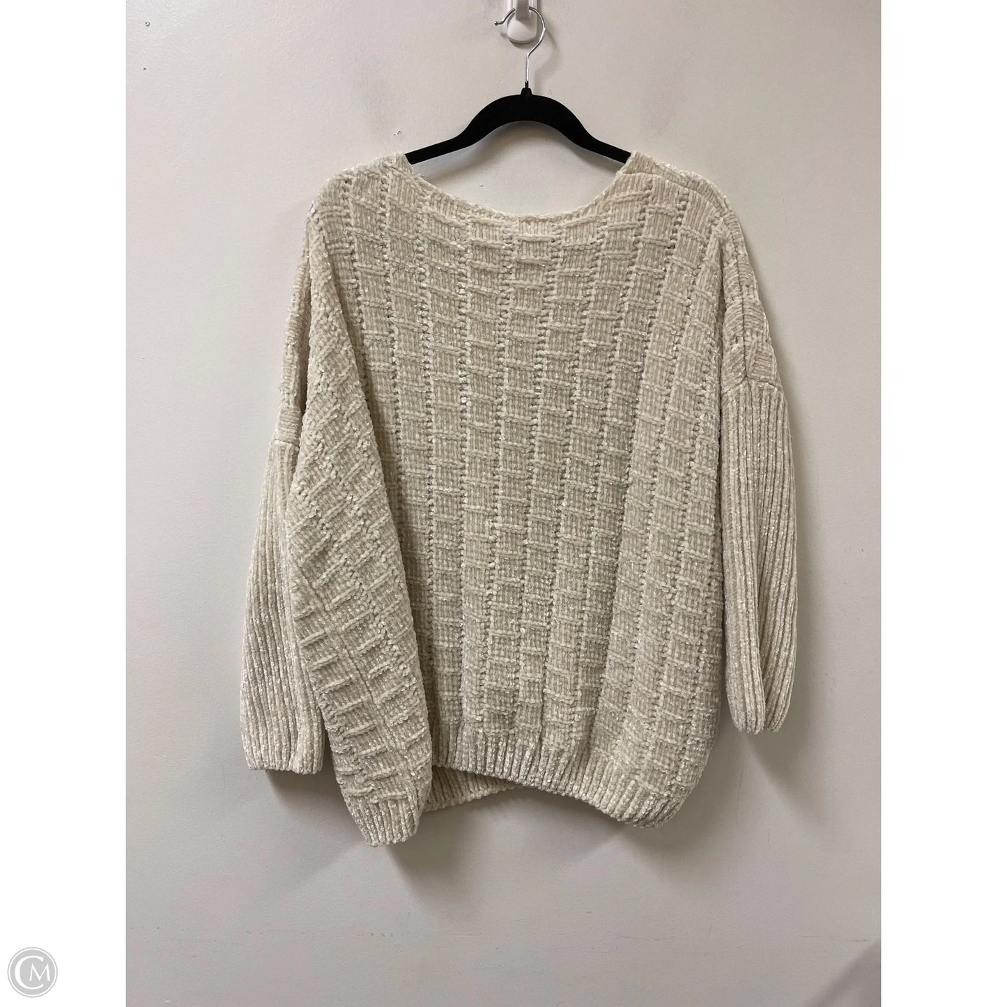 Sweater By Clothes Mentor In Cream, Size: S