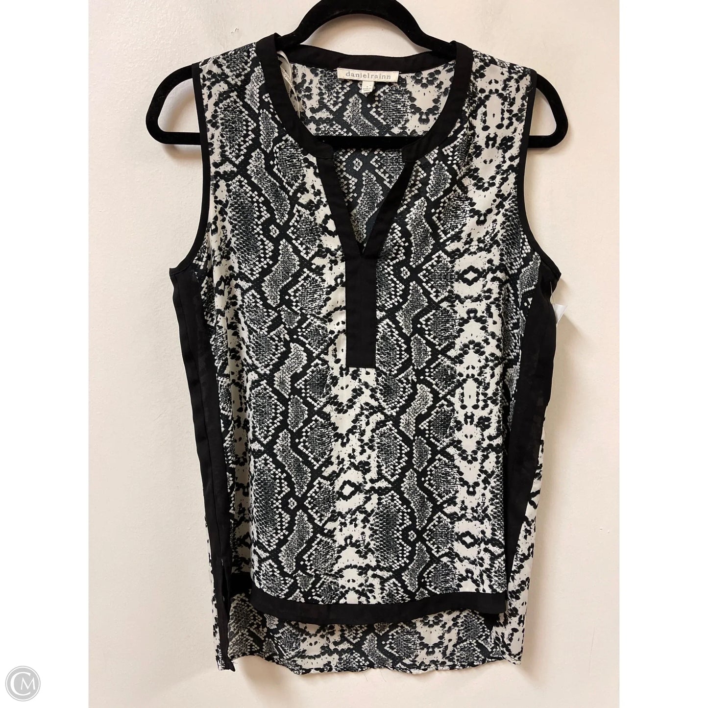 Top Sleeveless By Daniel Rainn In Snakeskin Print, Size: S
