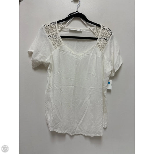 Top Short Sleeve By Solitaire In White, Size: M