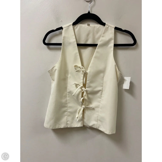 Vest Other By Clothes Mentor In Cream, Size: S
