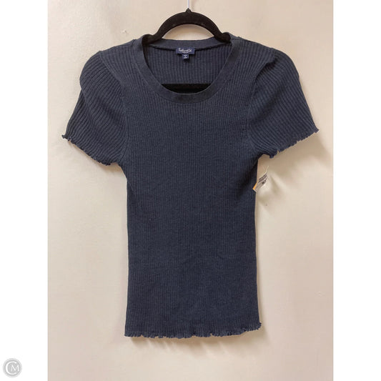 Top Short Sleeve By Splendid In Navy, Size: M
