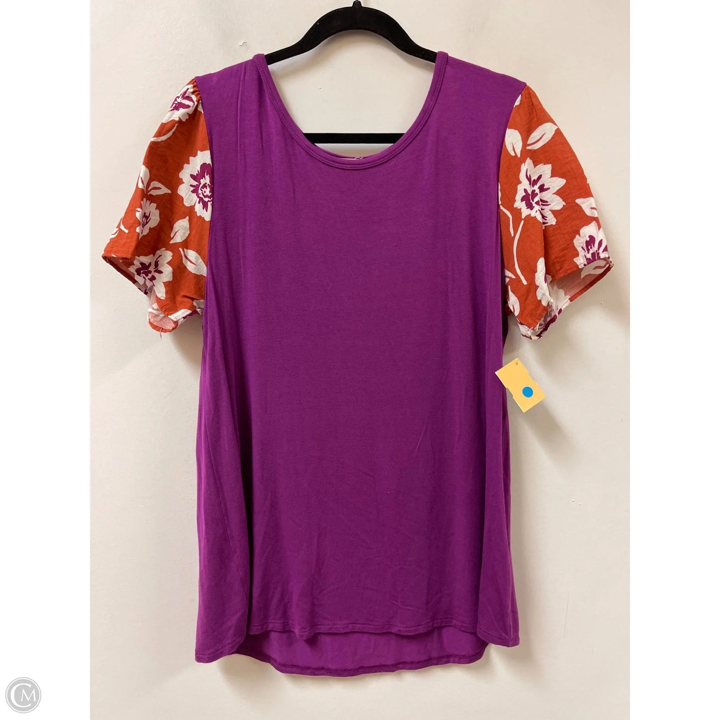 Top Short Sleeve By Betseys Boutique Shop In Purple, Size: Xl