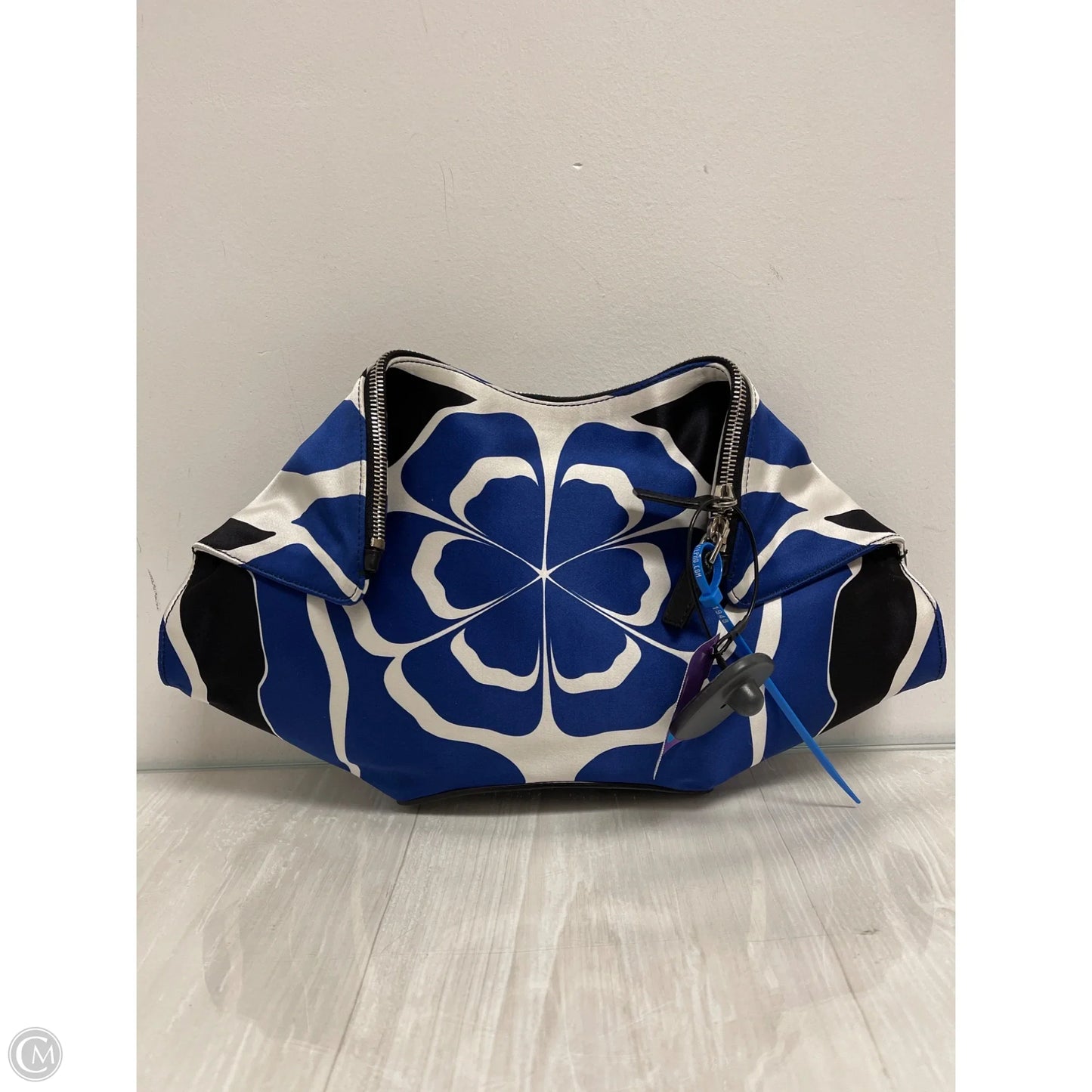 Clutch Luxury Designer By Alexander Mcqueen, Size: Medium