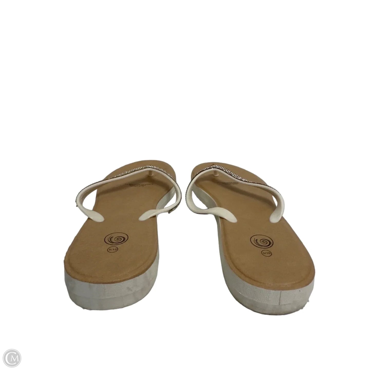 Sandals Flip Flops By Clothes Mentor In White, Size: 9