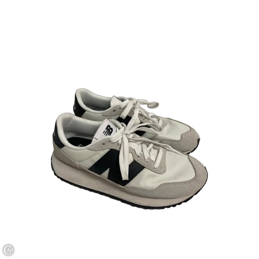 Shoes Athletic By New Balance In White, Size: 9